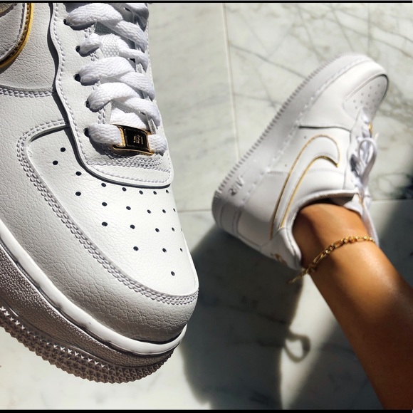 Air force 1 Gold PRICE IS FIRM - Picture 8 of 8